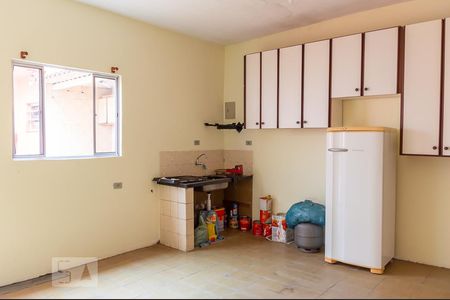 Casa à venda com 179m², 2 quartos e 2 vagasCozinha 2