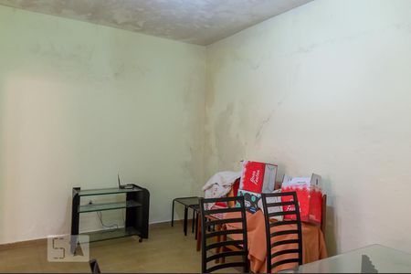 Casa à venda com 179m², 2 quartos e 2 vagasQuarto 3