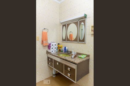 Casa à venda com 179m², 2 quartos e 2 vagasBanheiro