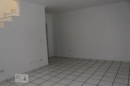 Casa para alugar com 220m², 4 quartos e 3 vagasSala