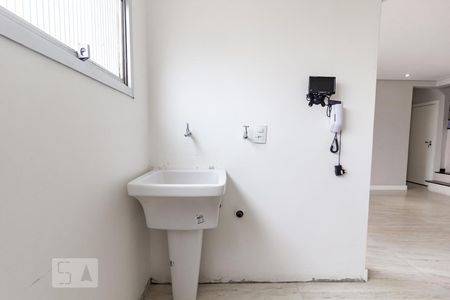 Apartamento para alugar com 100m², 2 quartos e 1 vagaÁrea de Serviço