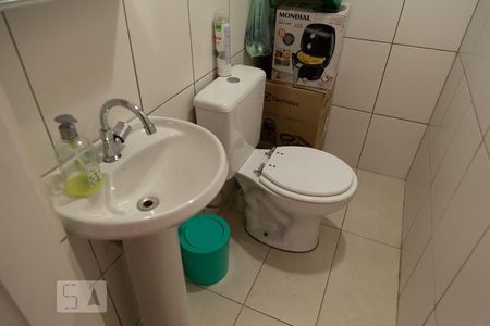 Apartamento para alugar com 120m², 3 quartos e 1 vaga Apartamento para alugar com 120m², 3 quartos e 1 vagaBanheiro de Serviço