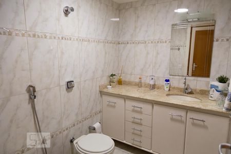 Apartamento para alugar com 120m², 3 quartos e 1 vaga Apartamento para alugar com 120m², 3 quartos e 1 vagaBanheiro 2