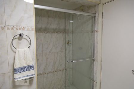 Apartamento para alugar com 120m², 3 quartos e 1 vaga Apartamento para alugar com 120m², 3 quartos e 1 vagaBanheiro 2