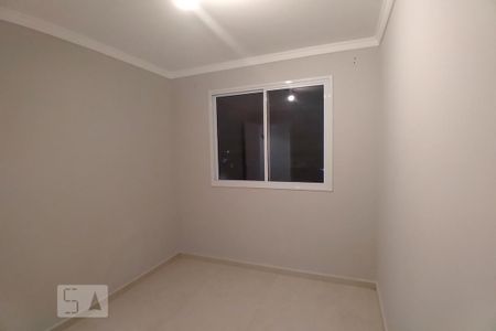 Quarto 1 de apartamento para alugar com 2 quartos, 40m² em Jardim Taboão, São Paulo