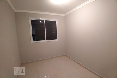 Quarto 1 de apartamento para alugar com 2 quartos, 40m² em Jardim Taboão, São Paulo