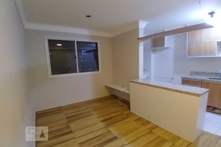 Sala de apartamento para alugar com 2 quartos, 40m² em Jardim Taboão, São Paulo