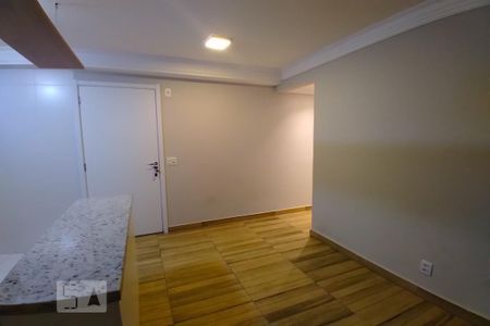Sala de apartamento para alugar com 2 quartos, 40m² em Jardim Taboão, São Paulo