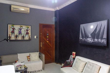 Apartamento à venda com 67m², 2 quartos e sem vagaSala