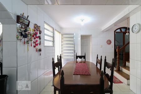 Casa à venda com 205m², 4 quartos e 2 vagasCozinha