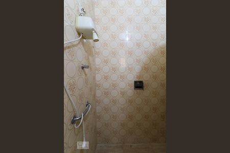 Casa à venda com 205m², 4 quartos e 2 vagasBanheiro