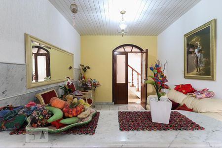 Sala de Entrada de casa à venda com 4 quartos, 205m² em Bela Vista, Osasco