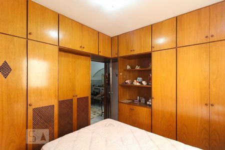 Casa à venda com 205m², 4 quartos e 2 vagasQuarto Suíte