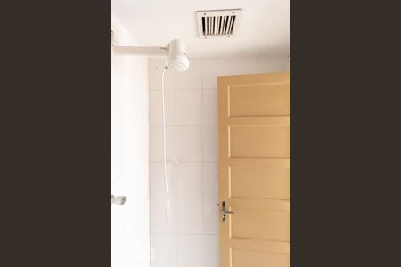 Casa à venda com 130m², 3 quartos e 2 vagasBanheiro de Serviço