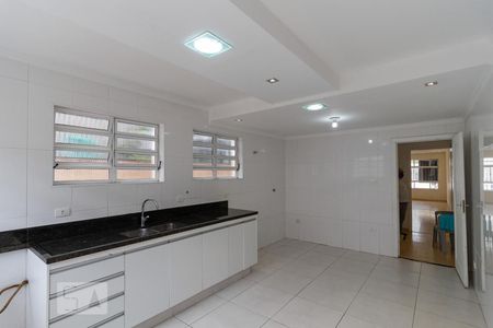 Casa à venda com 130m², 3 quartos e 2 vagasCozinha