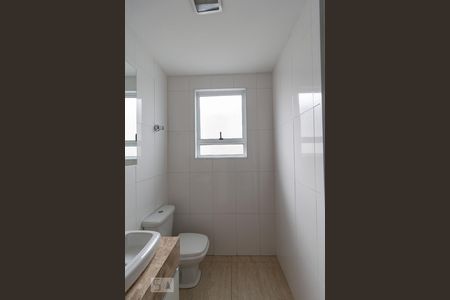 Casa à venda com 130m², 3 quartos e 2 vagasBanheiro