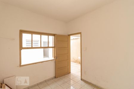 Casa à venda com 130m², 3 quartos e 2 vagasQuarto de Serviço
