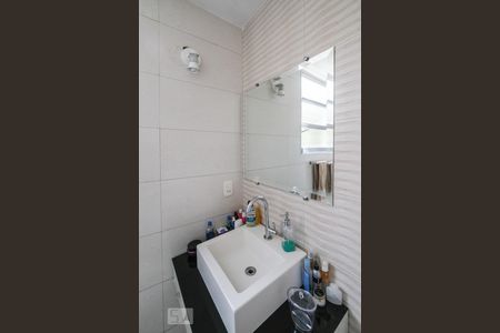 Apartamento à venda com 75m², 2 quartos e 1 vagaBanheiro