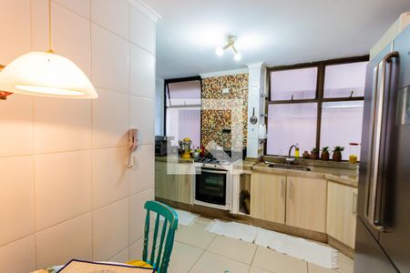 Apartamento à venda com 135m², 3 quartos e 2 vagasCozinha