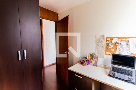 Apartamento à venda com 135m², 3 quartos e 2 vagasEscritório