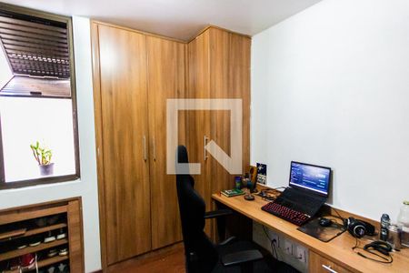 Apartamento à venda com 135m², 3 quartos e 2 vagasQuarto 2