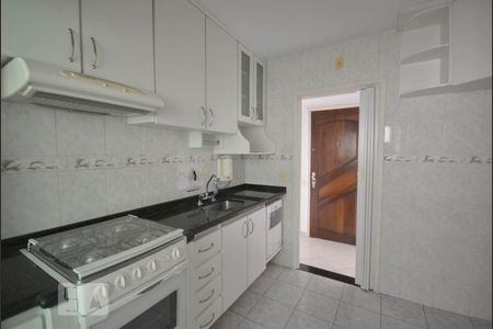 Apartamento à venda com 90m², 3 quartos e 2 vagasCozinha