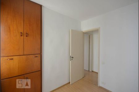 Apartamento à venda com 90m², 3 quartos e 2 vagasQuarto 2