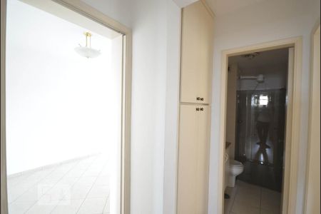 Apartamento à venda com 90m², 3 quartos e 2 vagasCorredor Circulação