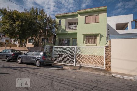 Casa para alugar com 200m², 4 quartos e 3 vagasFachada