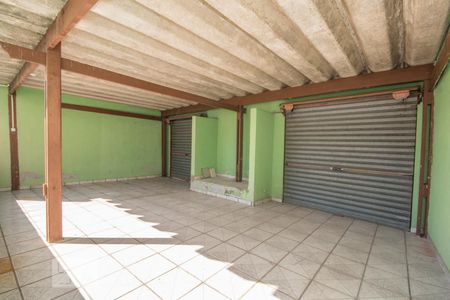 Casa para alugar com 200m², 4 quartos e 3 vagasGaragem dos fundoa