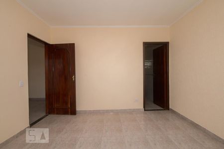 Casa para alugar com 200m², 4 quartos e 3 vagasSuite