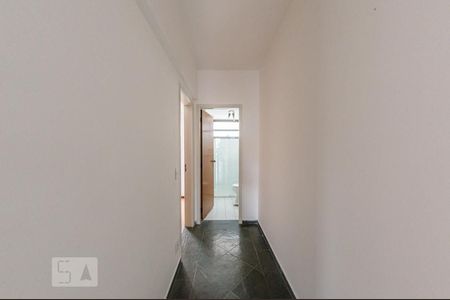 Corredor de apartamento para alugar com 3 quartos, 90m² em Cambuí, Campinas
