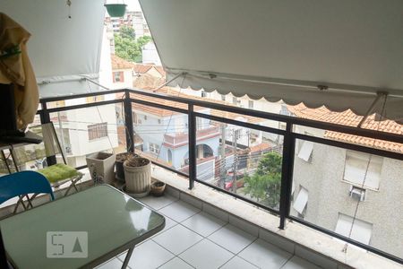 Apartamento à venda com 160m², 3 quartos e 2 vagasVaranda 