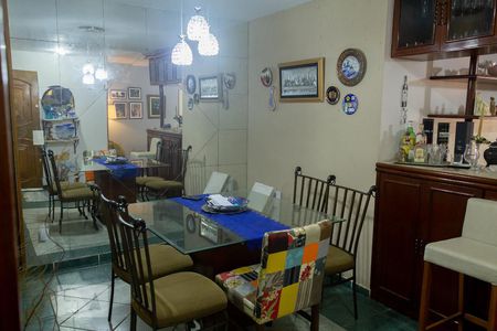 Apartamento à venda com 160m², 3 quartos e 2 vagasSala