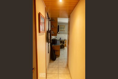 Apartamento à venda com 160m², 3 quartos e 2 vagasCorredor