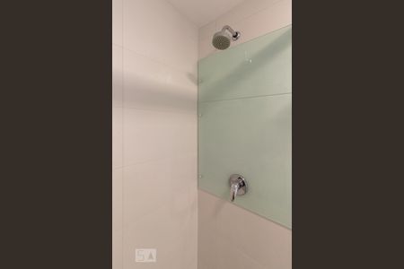 Banheiro Suite 1 de apartamento à venda com 1 quarto, 48m² em Vila Olímpia, São Paulo