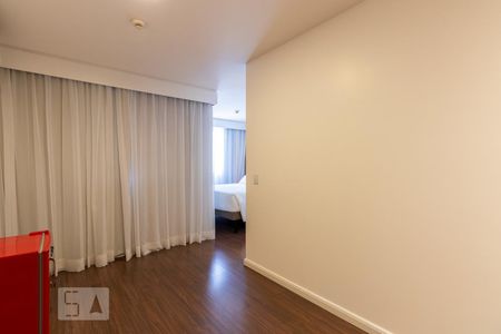 Sala de apartamento à venda com 1 quarto, 48m² em Vila Olímpia, São Paulo