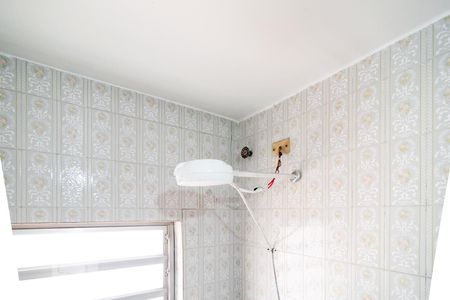 Banheiro Social de casa à venda com 3 quartos, 212m² em Jardim Umuarama, São Paulo