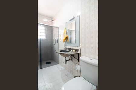 Banheiro Social de casa à venda com 3 quartos, 212m² em Jardim Umuarama, São Paulo