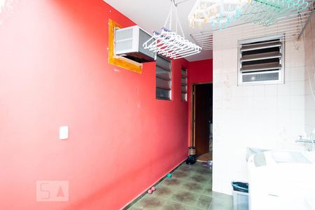 Casa à venda com 212m², 3 quartos e 4 vagasÁrea de Serviço