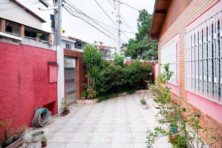 Casa à venda com 212m², 3 quartos e 4 vagasJardim Frente