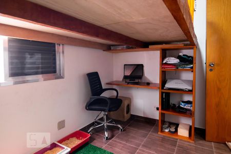 Casa à venda com 212m², 3 quartos e 4 vagasQuarto 2 - Suíte