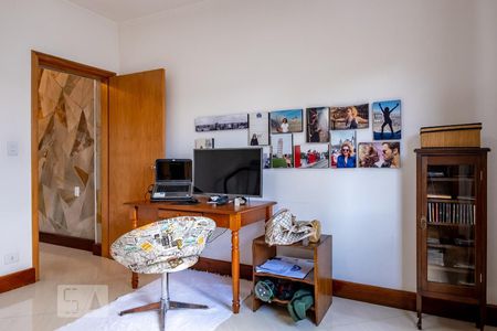 Quarto 1 de casa à venda com 3 quartos, 180m² em Vila Regente Feijó, São Paulo