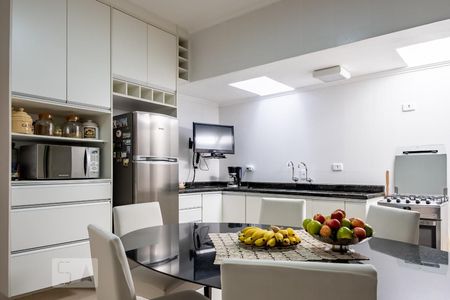 Casa à venda com 180m², 3 quartos e 2 vagasCozinha