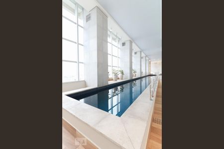 Studio para alugar com 32m², 1 quarto e 1 vagaÁrea comum - Piscina Climatizada