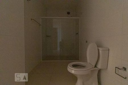 Banheiro de kitnet/studio para alugar com 1 quarto, 42m² em Campos Elíseos, São Paulo