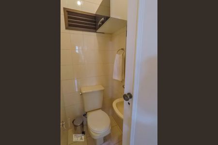 Apartamento para alugar com 384m², 3 quartos e 3 vagasLavabo