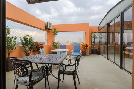 Apartamento para alugar com 384m², 3 quartos e 3 vagasÁrea Externa