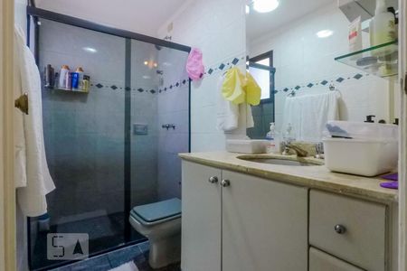 Apartamento para alugar com 384m², 3 quartos e 3 vagasBanheiro