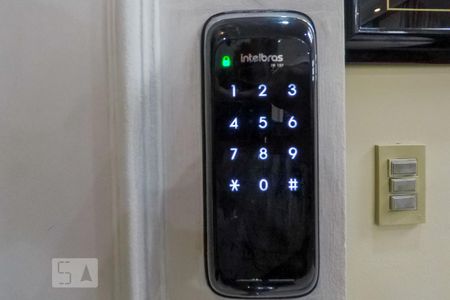 Fechadura Eletronica de apartamento para alugar com 3 quartos, 384m² em Vila São José, São Paulo